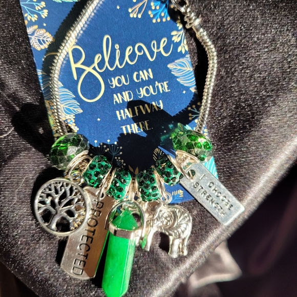 2 for 40 silver Rope Bullet Pendant Green charm bracelet - Picture 2 of 3